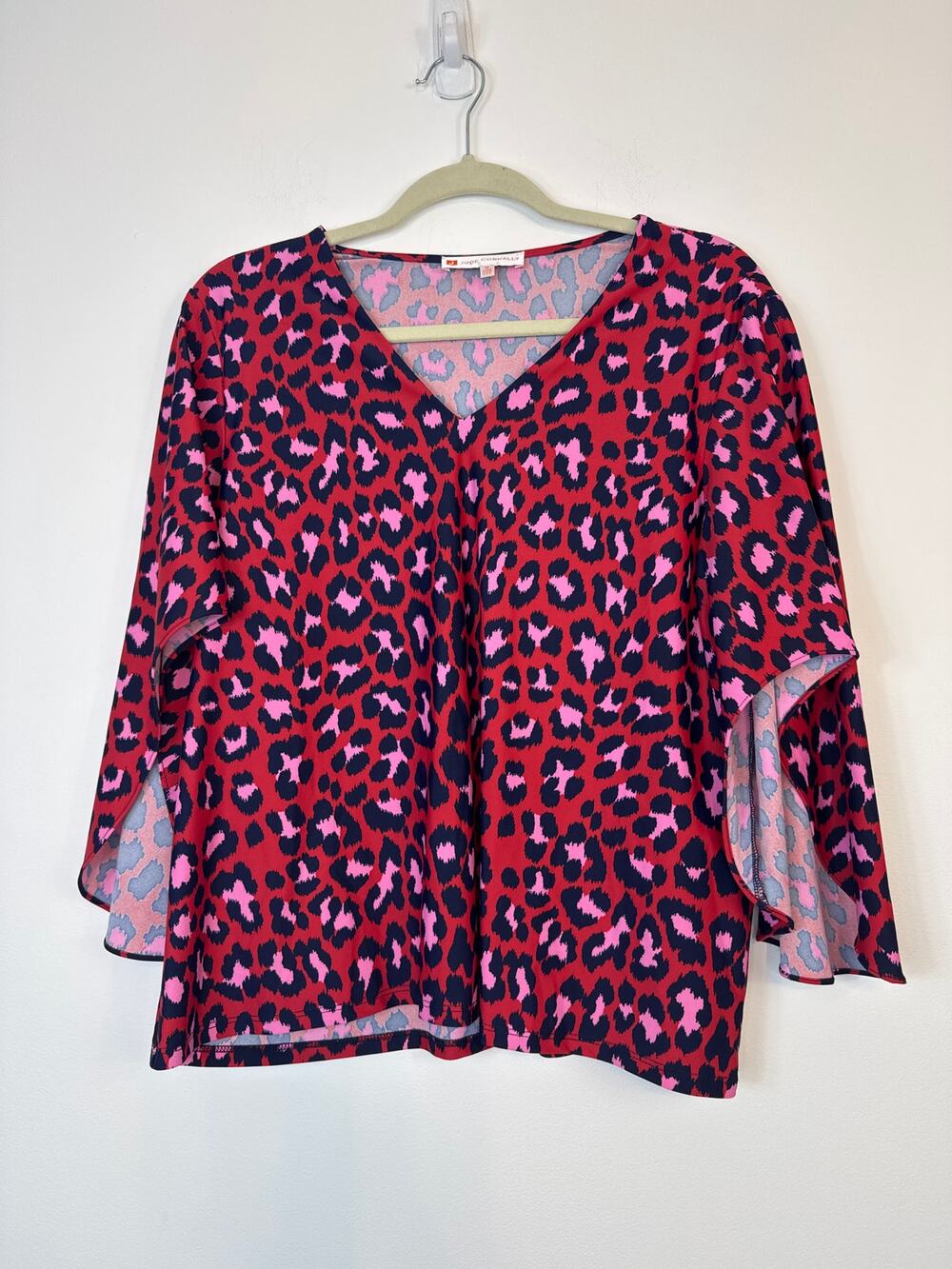 Jude Connally Daniella Top Leopard Print Blouse Split Side Sleeves Size Medium